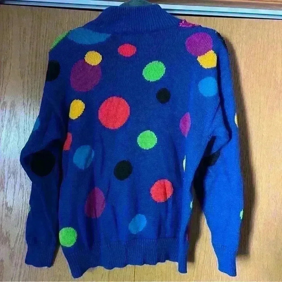 VTG Vibrant Beaded and sequined mockneck sweater - Picture 8 of 9